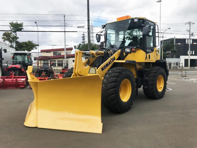 ホイールローダコマツ　中古　タイヤショベル　WA100-7