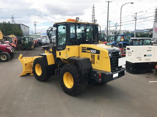 ホイールローダコマツ　中古　タイヤショベル　WA100-7