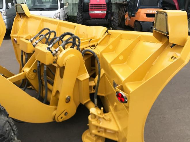 ホイールローダコマツ　中古　タイヤショベル　WA100-7