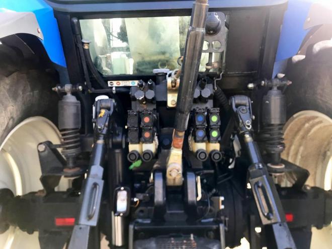 トラクターニューホランド　中古　TM120