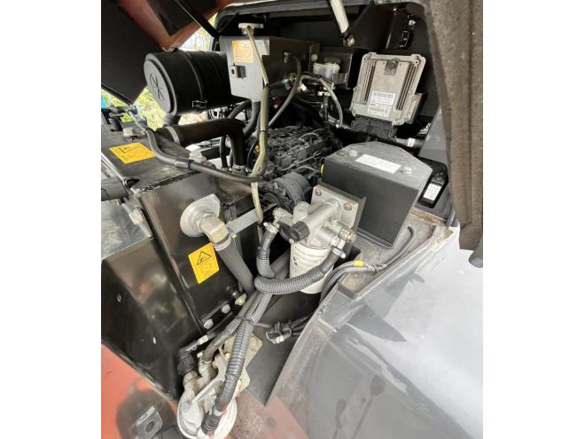 ホイールローダHITACHI / ホイールローダ / ZW 80-5B / 軽油 / 4WD / 低走行・走行ダンパー付