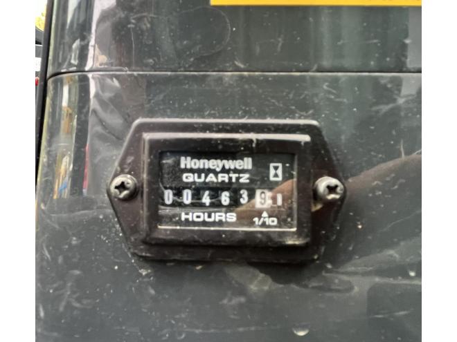 ホイールローダKOMATSU WA40-6 低アワー　タイヤチェーン付　土禁　禁煙車両 4WD 4WD