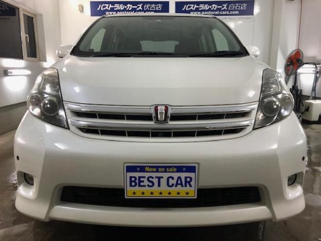 アイシスプラタナリミテッド　禁煙車　ＷＡＫＯＳバリアスコーティング　社外１５インチＡＷ　純正１５ＡＷ＋スタッドレスタイヤ付　純正ＨＤＤナビ（地デジ　ＤＶＤ再生　ミュージックサーバー）＋バックカメラ　両側パワースライドドア　ＰＵＳＨスタート　スマートキー　コーナーセンサー　タイミングチェーン車　ＨＩＤヘッドライト　タイミングチェーン車　ＥＴＣ 4WD 1800 5Dr
