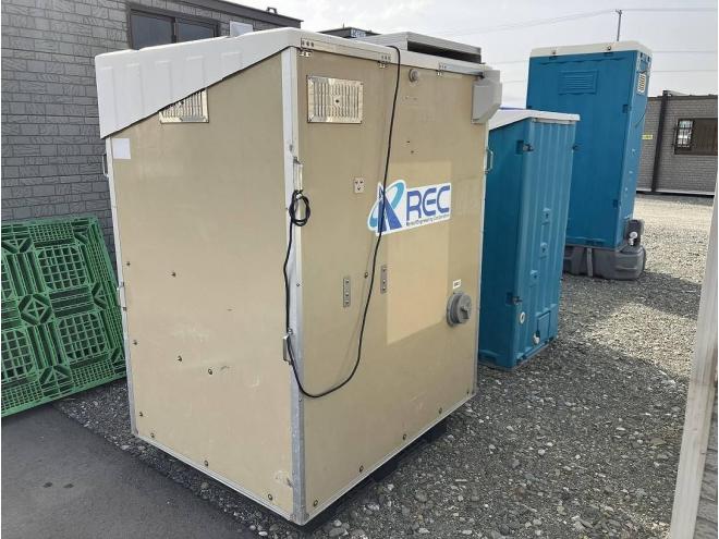 仮設トイレポンプ式　中古　簡易水洗　洋式＋小便器＋手洗