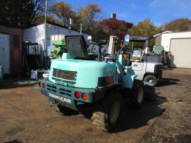 ホイールローダヤンマー　V1