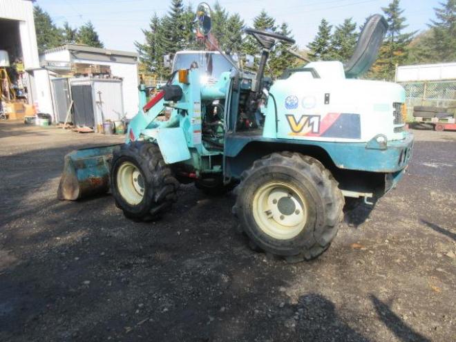 ホイールローダヤンマー　V1