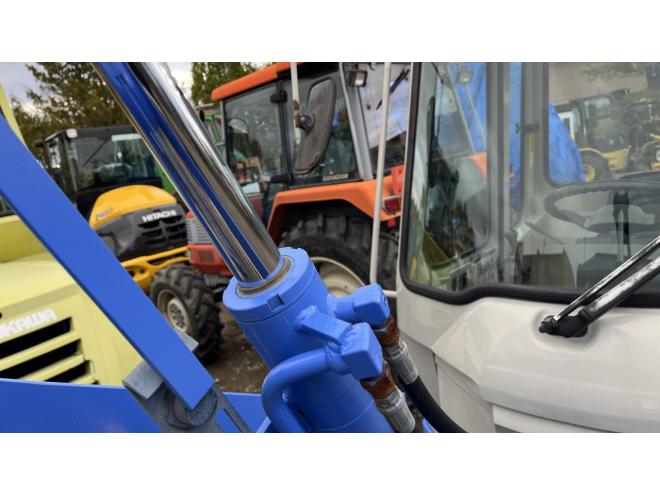 ホイールローダ日立 LX20-7 タイヤチェーン２本付きディゼールエンジン 4WD