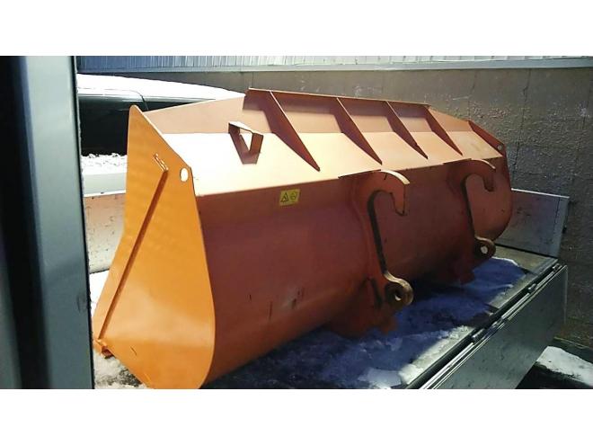 ホイールローダ日立　中古　ZW90