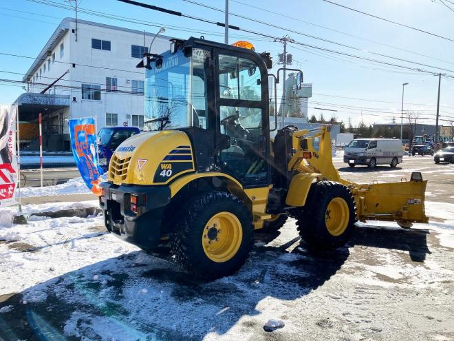 ホイールローダコマツ　中古　マルチプラウ付　WA40-8