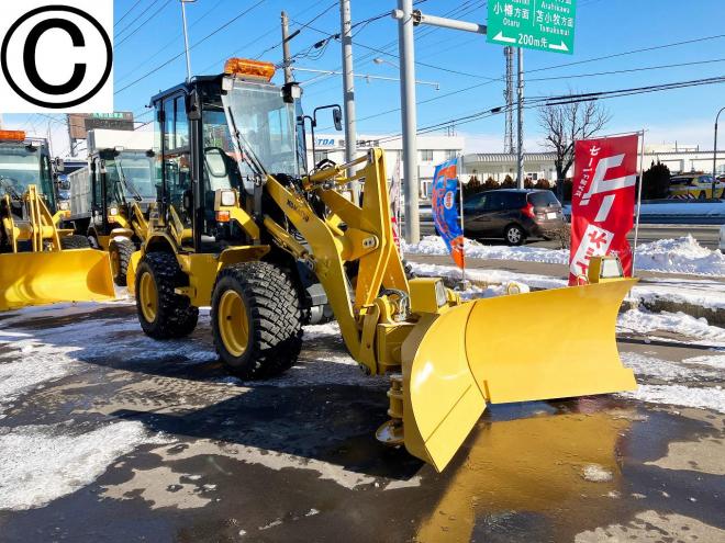 ホイールローダコマツ　中古　マルチプラウ付　WA40-8