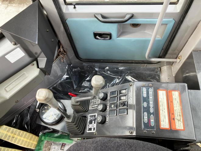 ホイールローダ日立　中古　タイヤショベル　LX70-7　マルチプラウ