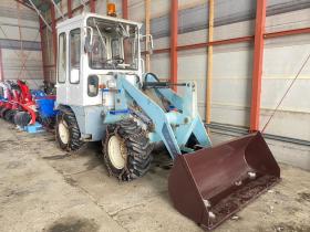 ホイールローダ　ヤンマー　V３