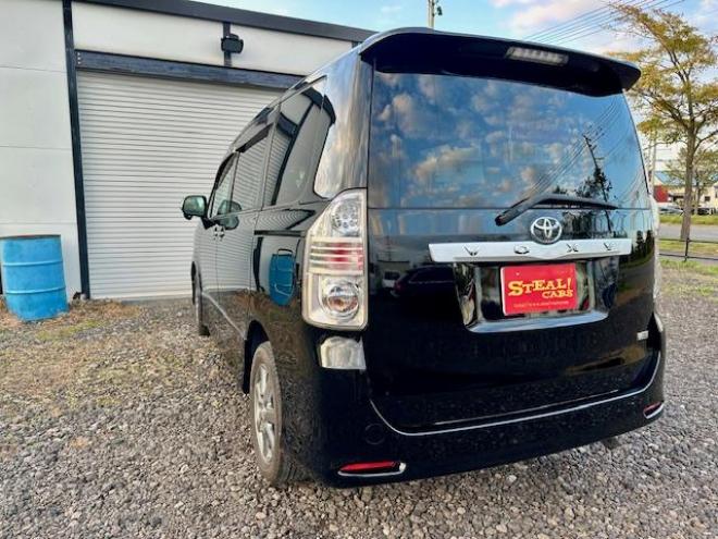 ヴォクシー2.0ZS煌? 4WD　ナビTV・Bカメラ・Bluetooth 4WD ２０００ ５Dr