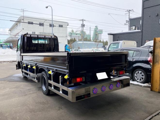 デュトロ中古　ディーゼルターボ　ワイドロング　4WD　平ボディ　2t　小型トラック
