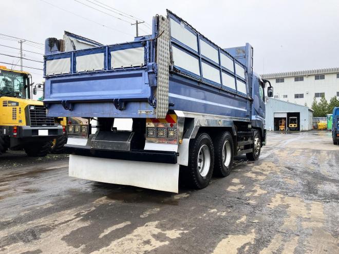 スーパーグレート中古　土砂ダンプ