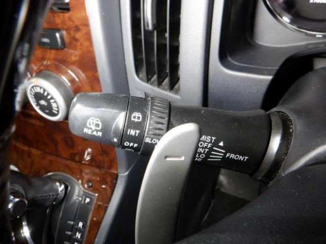 デリカD：5 2.4 シャモニー 4WD　ナビ・DTV・Bカメラ・両側電動・Rモニター 2400
