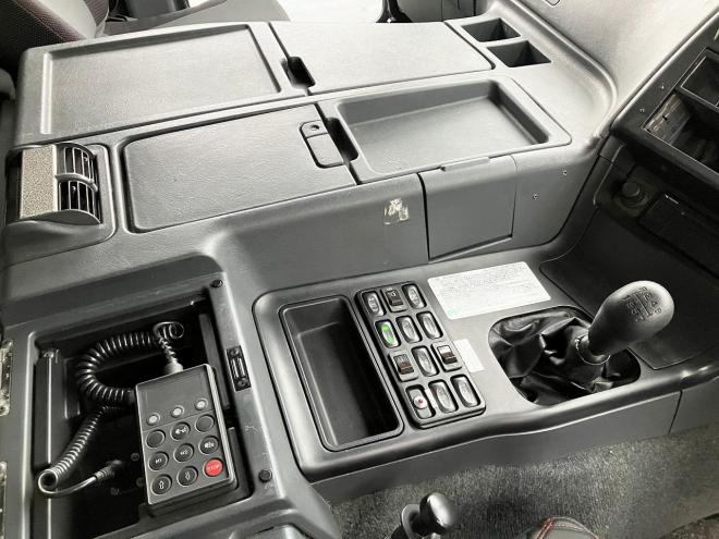 スーパーグレート中古　4軸低床　アルミウィング車　大型トラック