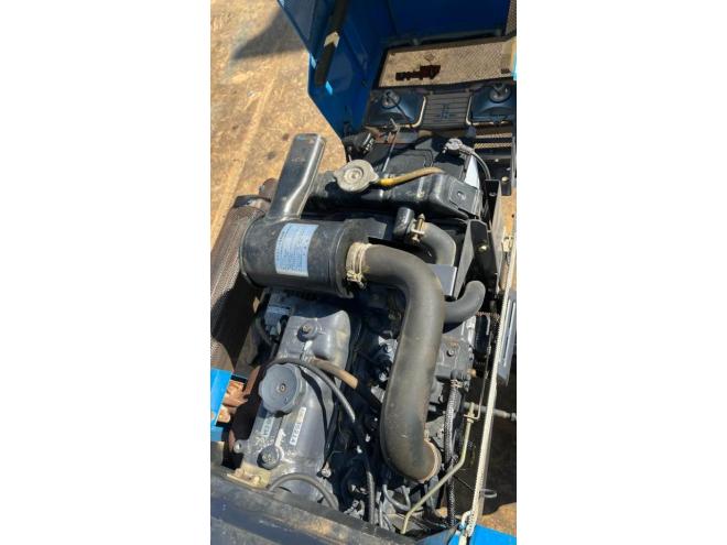 トラクターMITSUBISHI  MT-1401D ディーゼルエンジン,ロータリー付,低アワー 4WD 4WD
