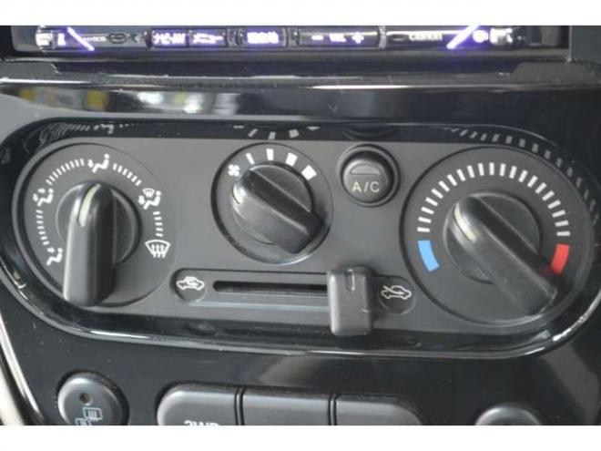 ジムニーランドベンチャー 4WD　ワンオーナー特別仕様車SDナビTV 660