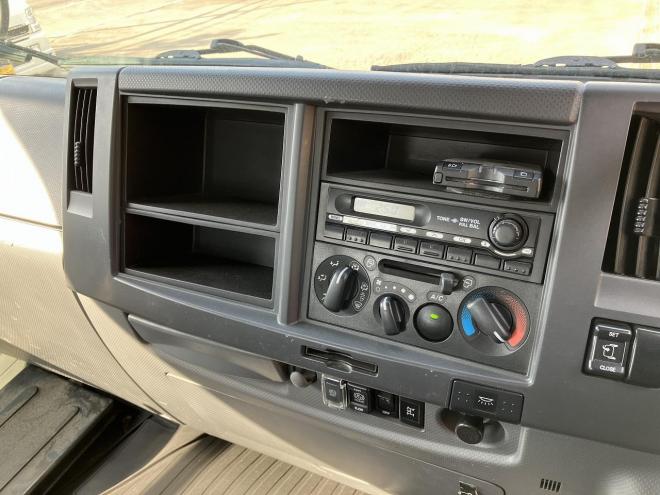 フォワード中古　ワイド　ファームダンプ　5ｍ　中型トラック