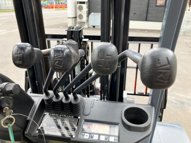 フォークリフトトヨタ　中古　8FD30