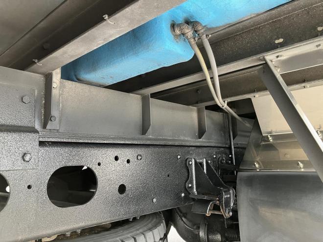 フォワード中古　ワイド増t　活魚運搬車　中型トラック