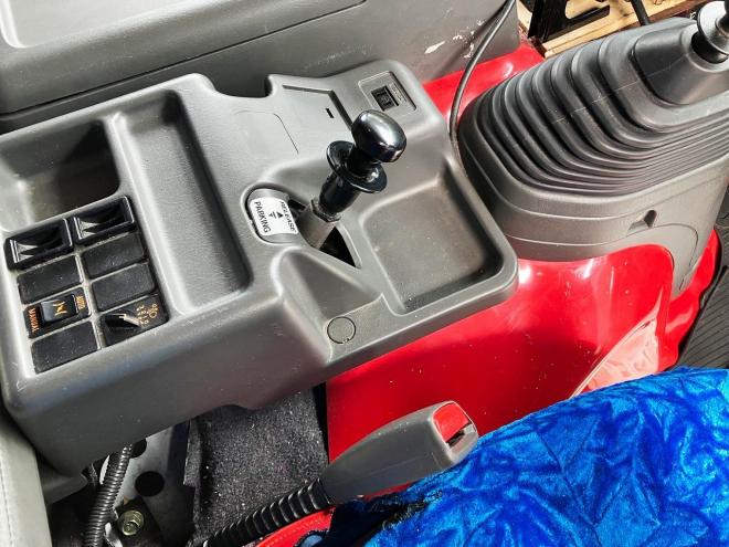 フォワード中古　ワイド増t　活魚運搬車　中型トラック
