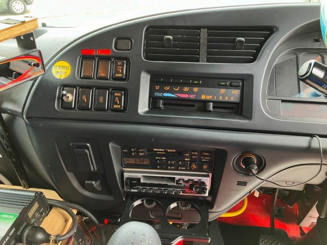 フォワード中古　ワイド増t　活魚運搬車　中型トラック