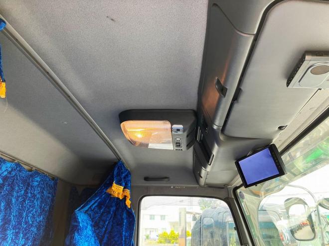 フォワード中古　ワイド増t　活魚運搬車　中型トラック