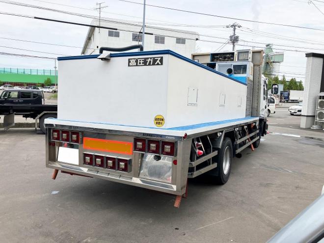 フォワード中古　ワイド増t　活魚運搬車　中型トラック