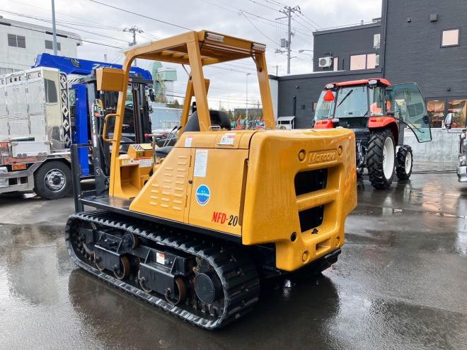 フォークリフトモロオカ　中古　不整地クローラ式フォークリフト　MFD-20