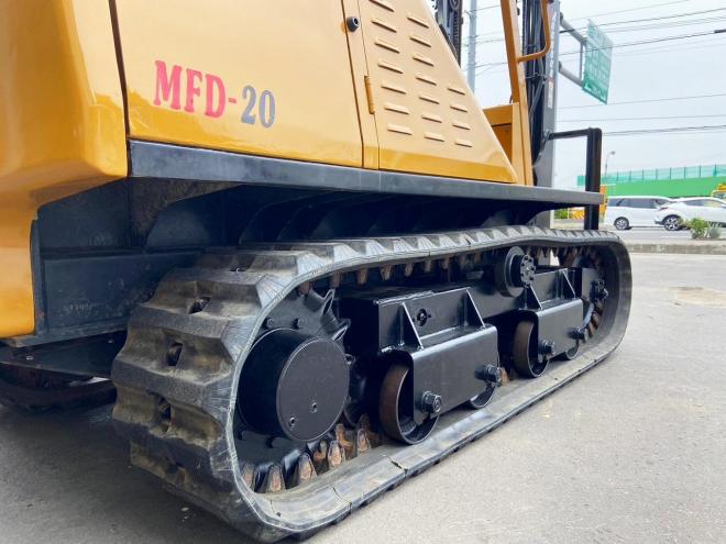 フォークリフトモロオカ　中古　MFD-20　不整地クローラ式フォークリフト