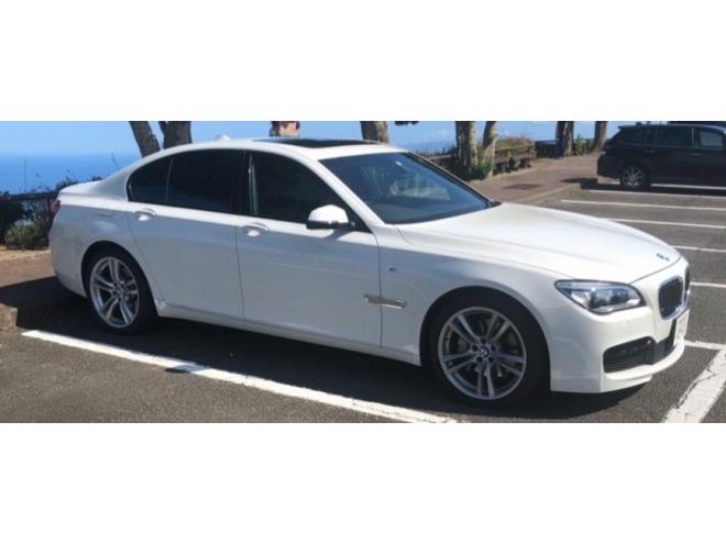 BMW７４０iMスポーツLCIモデル ４Dr