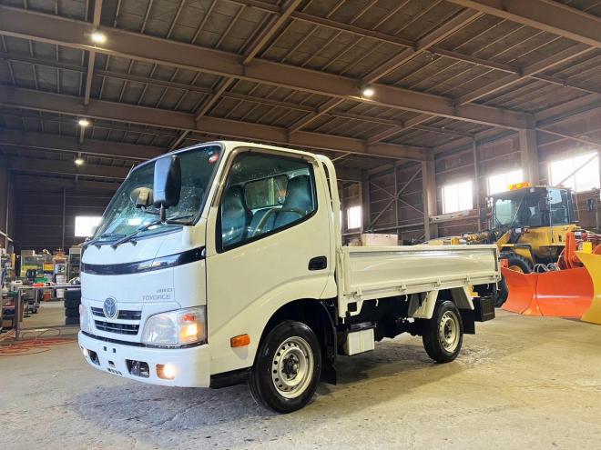 トヨエース中古　4WD　平ボディー　小型トラック