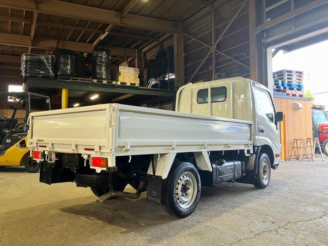 トヨエース中古　4WD　平ボディー　小型トラック