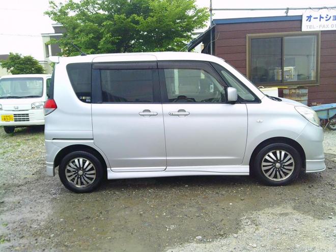 デリカD：2 X 4WD 1200 5Dr