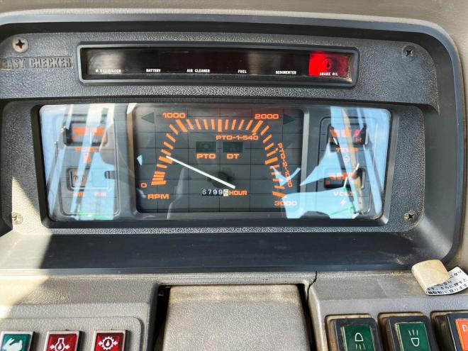 トラクタークボタ　中古　M1-85