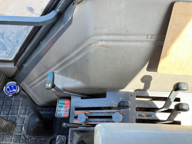 トラクタークボタ　中古　M1-85