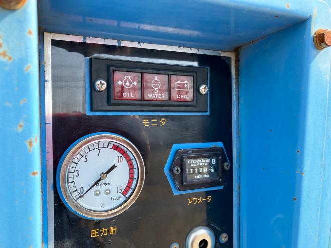 コンプレッサーコマツ　中古　EC20SSB2　エンジンコンプレッサー