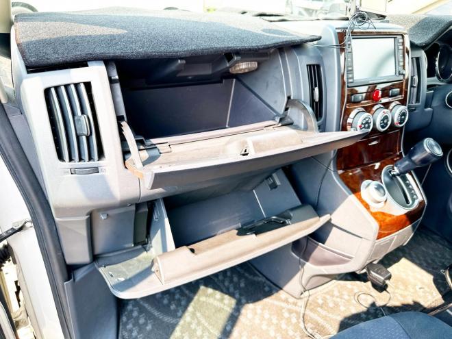 デリカD:５　2.4エクシード? 4WD 　ローンが不安な方＜優遇ローン＞　1年保証付　寒冷地　ナビ　F.S.Bカメラ　