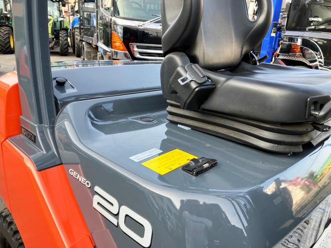 フォークリフトトヨタ　中古　8FG20