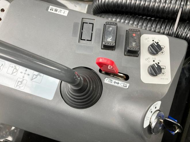 ホイールローダ日立　中古　ZW80S-5B