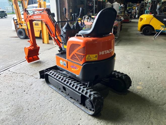 バックホー日立　中古　油圧ショベル　ZX10U-2