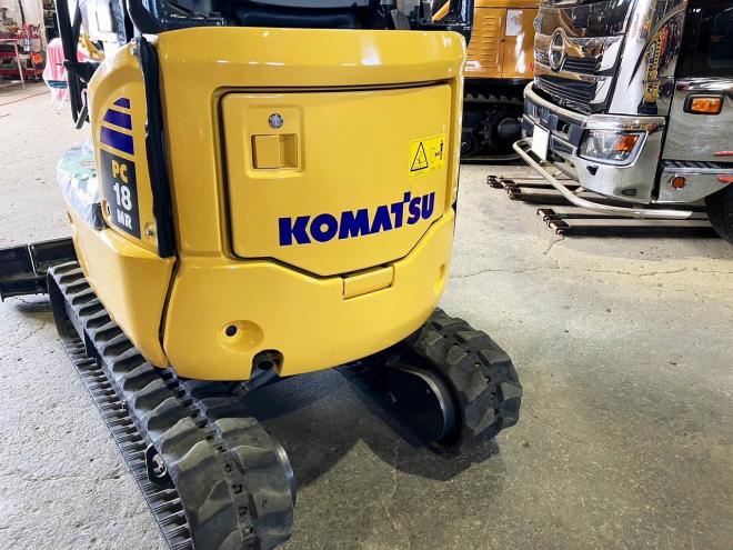 バックホーコマツ　中古　ミニ油圧ショベル　PC18MR-3　ユンボ
