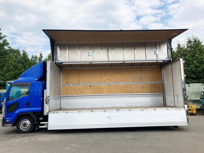 フォワード中古　ワイドアルミウィング車　6.2m　中型トラック