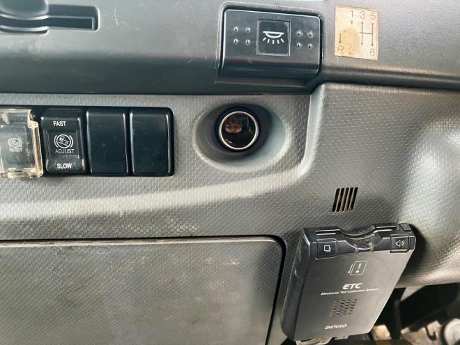 フォワード中古　ワイドアルミウィング車　6.2m　中型トラック