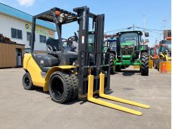 フォークリフト  コマツ　中古　FD25C-17　デ... コマツ　中古　FD25C-17　ディーゼルフォークリフト