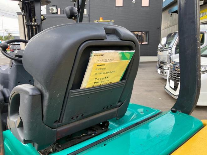 フォークリフトコマツ　中古　FD25C-16