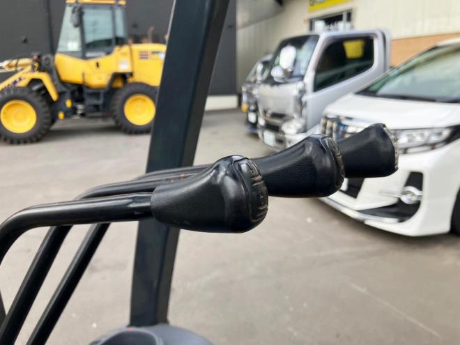 フォークリフトコマツ　中古　FD25C-16