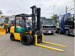 フォークリフト  コマツ　中古　FD35NW-8　デ... コマツ　中古　FD35NW-8　ディーゼルフォークリフト